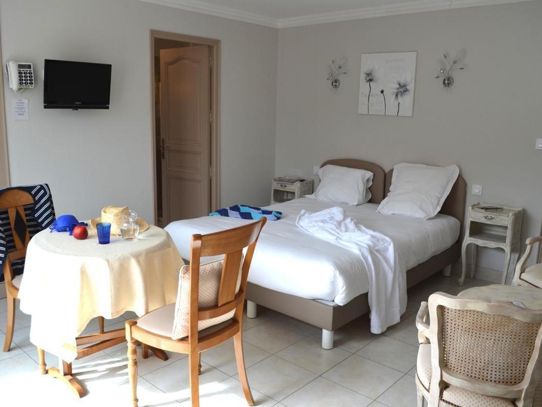Locations De Vacances Le Clos Rhea Saint-Martin-de-Ré Szoba fotó